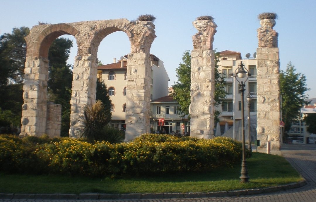 Selçuk İstasyon Meydanında ki Su Kemerleri